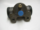 Paymover GSE (Aircraft) Pushback Tractor Wheel Cylinder 127104H1